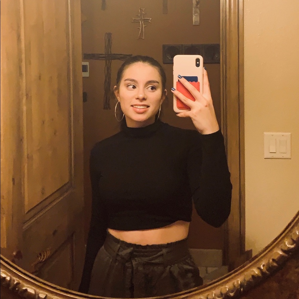 Meet your Posher, Paola